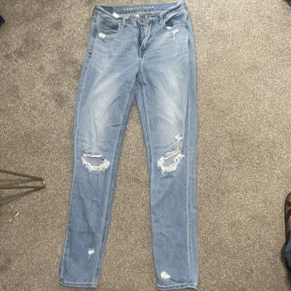 AE Mom Jean